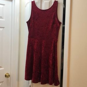 Red crushed velvet H&M holiday dress